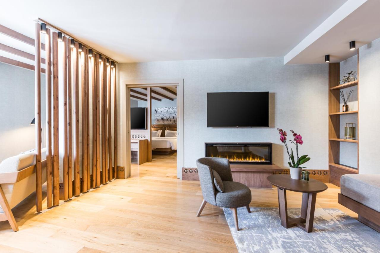 Grand Hotel Savoia Cortina D'Ampezzo, A Radisson Collection Hotel エクステリア 写真